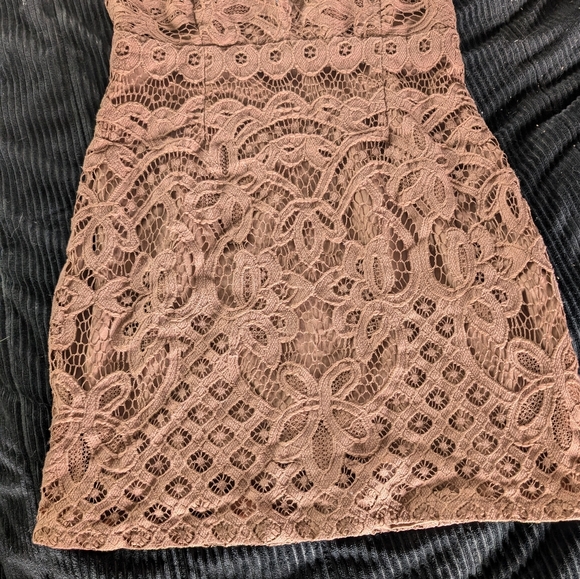 Mauve Crochet halter Tobi size xs mini-dress - Picture 3 of 6